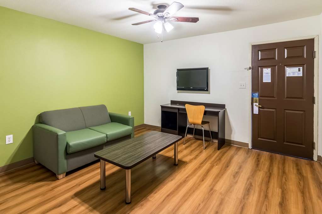 Motel 6 North Richland Hills TX NE Fort Worth - photo 10