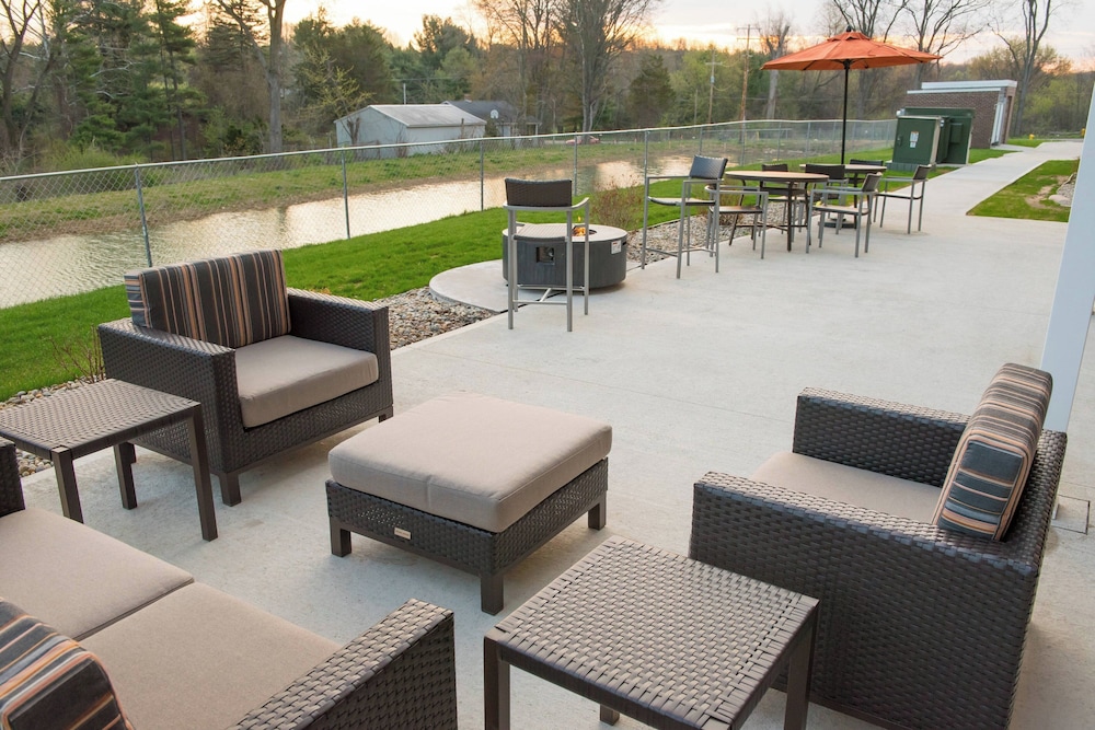 TownePlace Suites by Marriott Battle Creek - photo 27