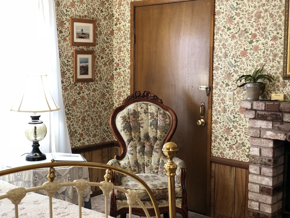 Country Inn Bed and Breakfast - photo 10