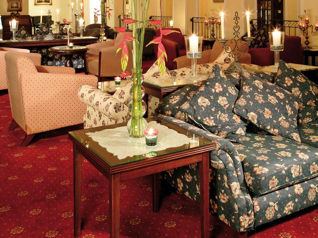 Montrose A Mayfair Collection Hotel — hotel in Kuwait City