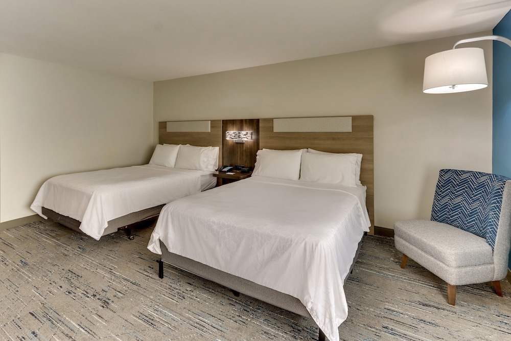Holiday Inn Express & Suites Ardmore by IHG - photo 20