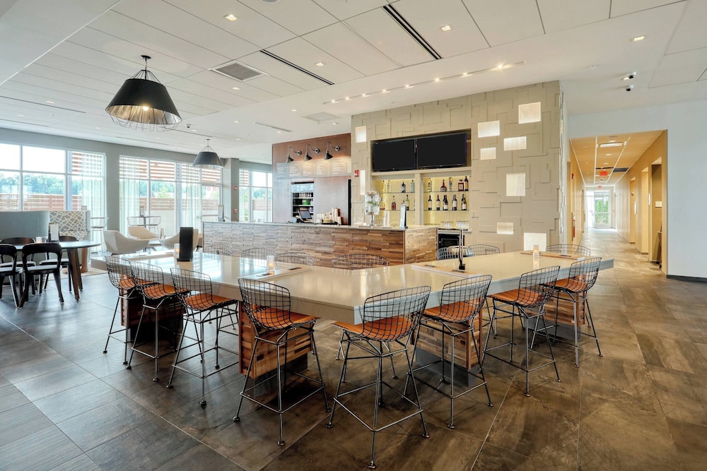 Courtyard by Marriott North Brunswick - photo 31