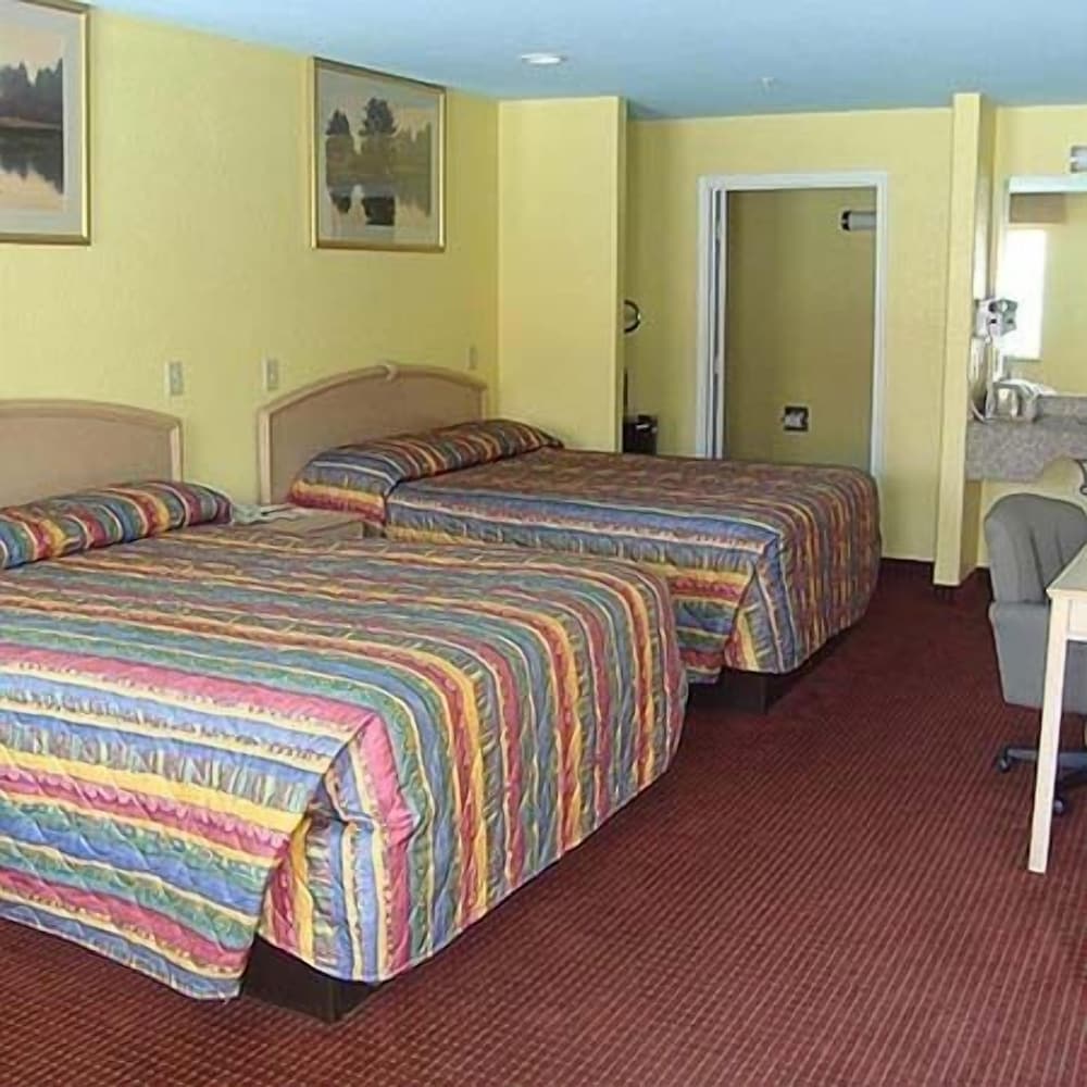 Winnquest Inn Near Ft. Sam Houston - photo 17