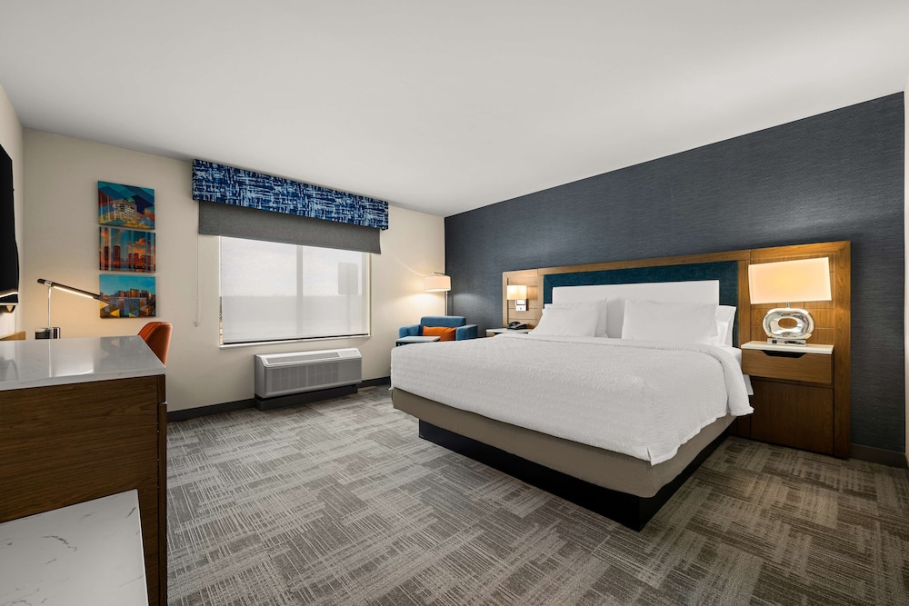 Hampton Inn and Suites Bessemer Birmingham - photo 14