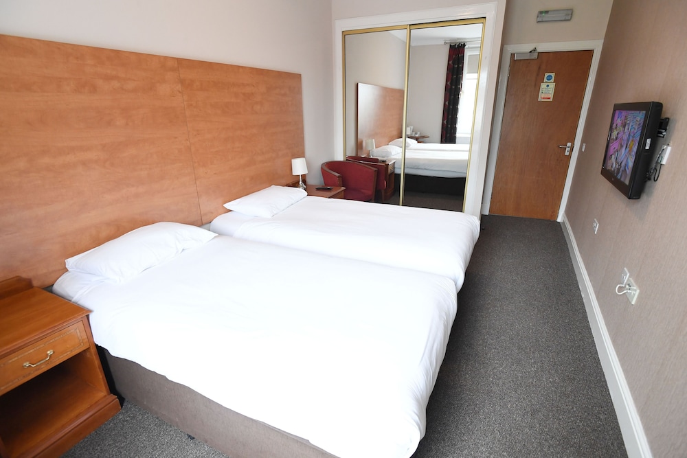 Rooms @ The Royal - last minute hotel in Harthill
