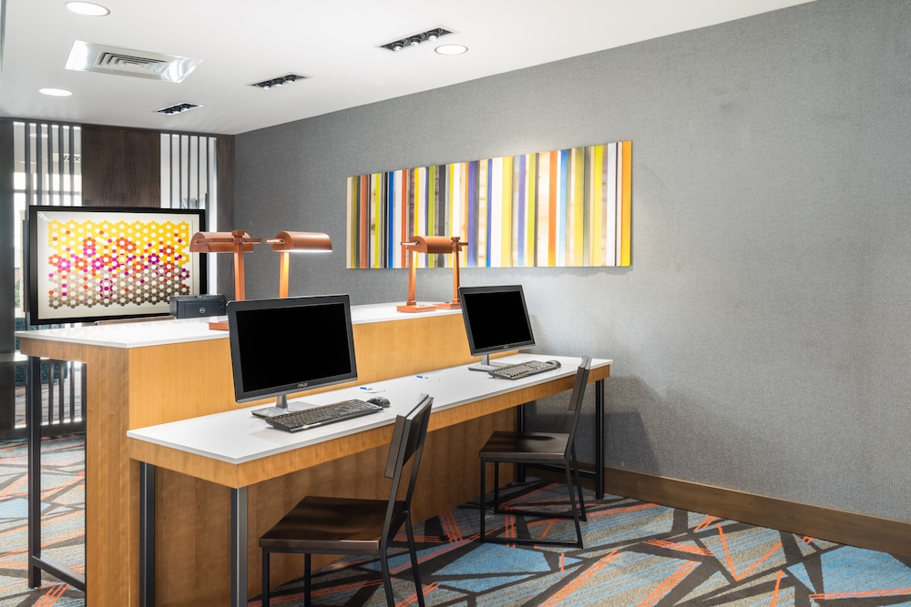 Holiday Inn Express & Suites Greenville SE Simpsonville by IHG - photo 38