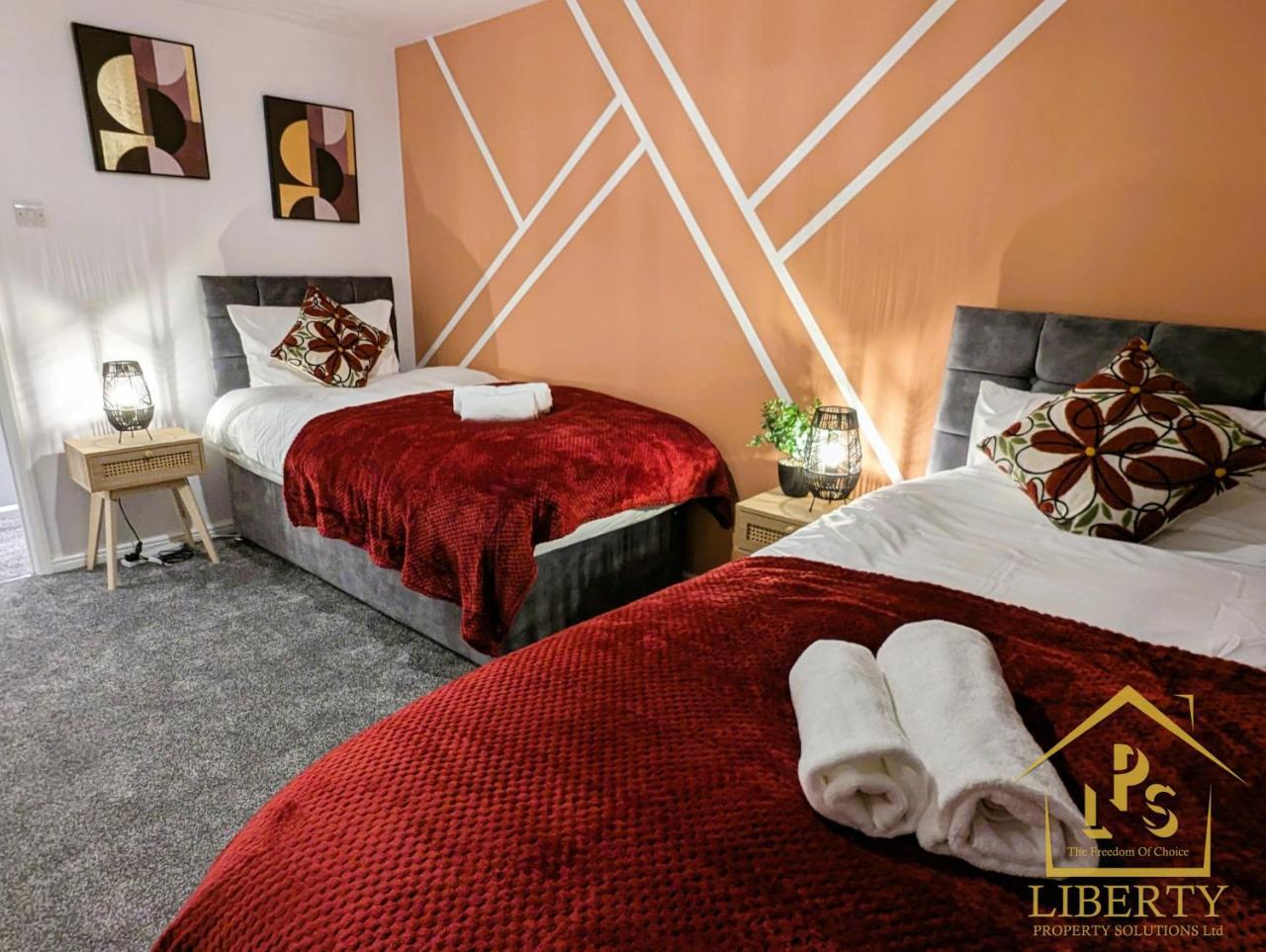 6 Guests 4 Bedroom Free Wi Fi Huntingdon — 4-Star Luxury Hotel in Huntingdon, United Kingdom