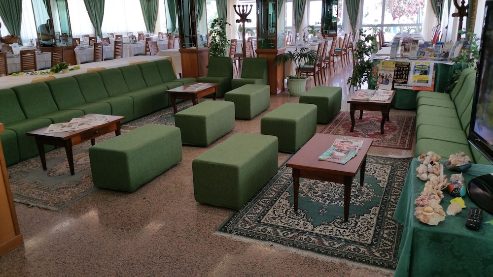 Hotel Caraibi - carbon neutral hotel in Grottammare