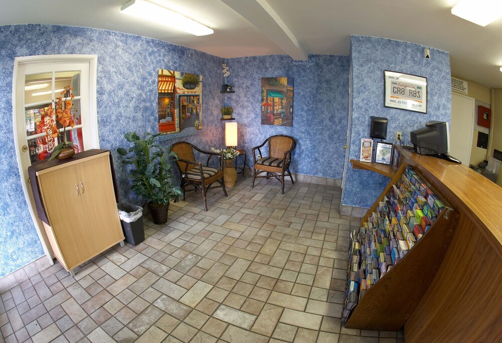 E Z 8 Motel South Bay - photo 2