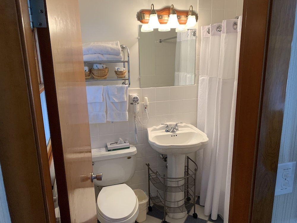Towne Lyne Motel - photo 135