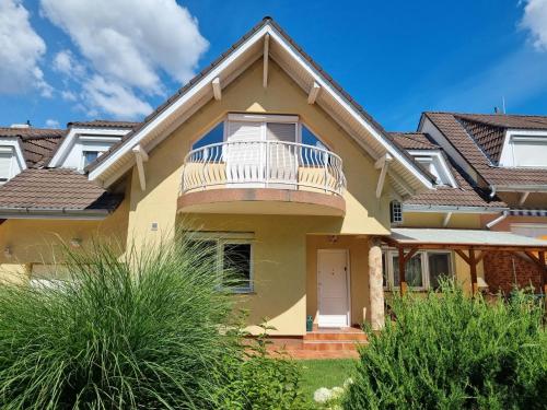 Teresa Guest House — 4-Star Luxury Hotel in Csomor, Hungary
