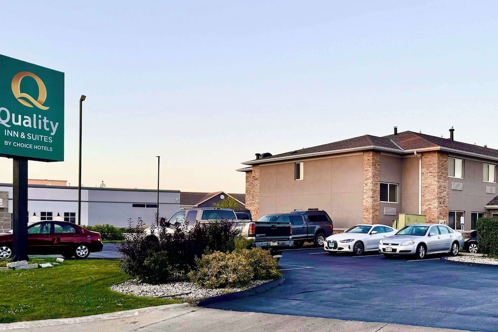 Quality Inn & Suites Green Bay Ashwaubenon - photo 42