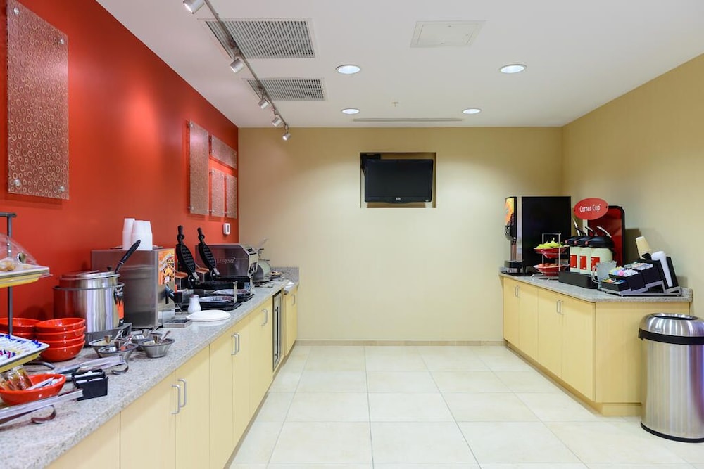 TownePlace Suites by Marriott Frederick - photo 46