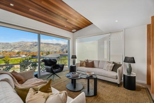 Clearview Vista Wanaka Holiday Home — 4-Star Luxury Hotel in Wanaka, New Zealand