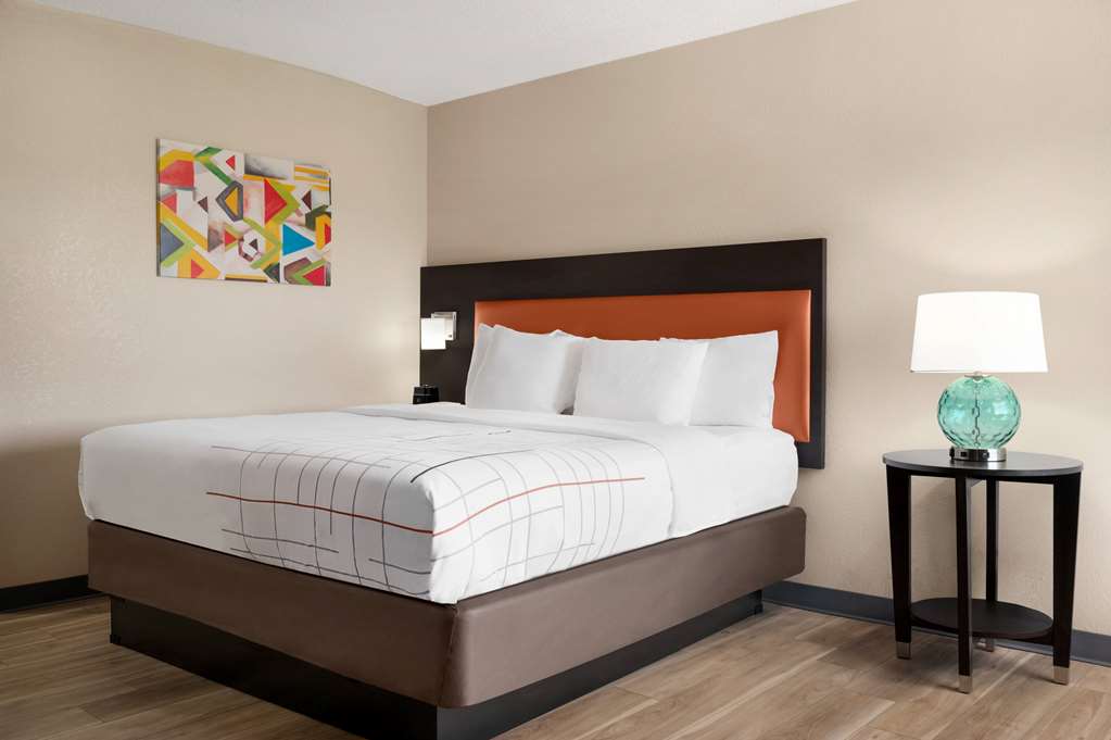 La Quinta Inn by Wyndham Columbus Dublin - photo 15