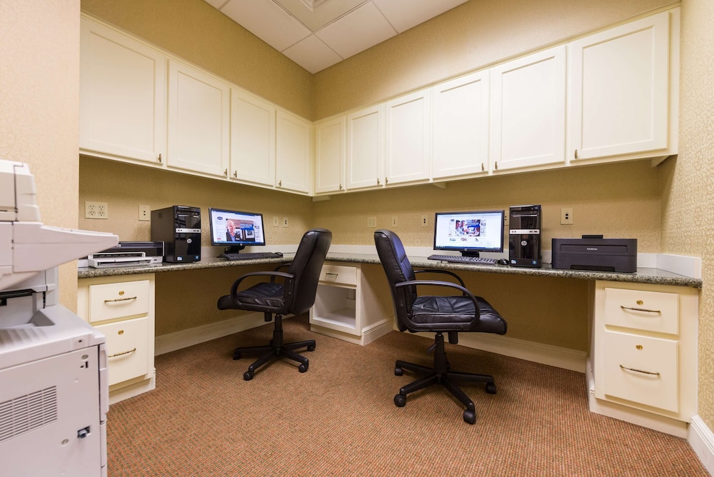 Hampton Inn & Suites Vicksburg - photo 87