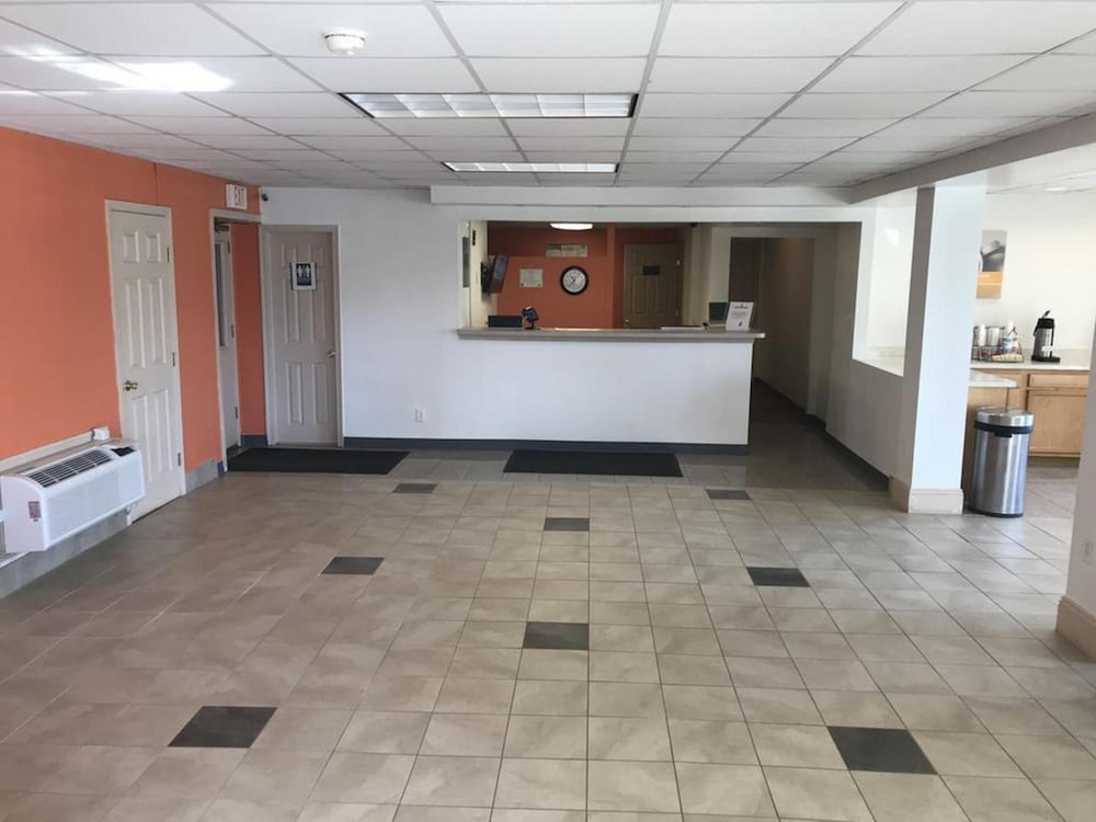 FairBridge Inn Express North Lima - photo 2