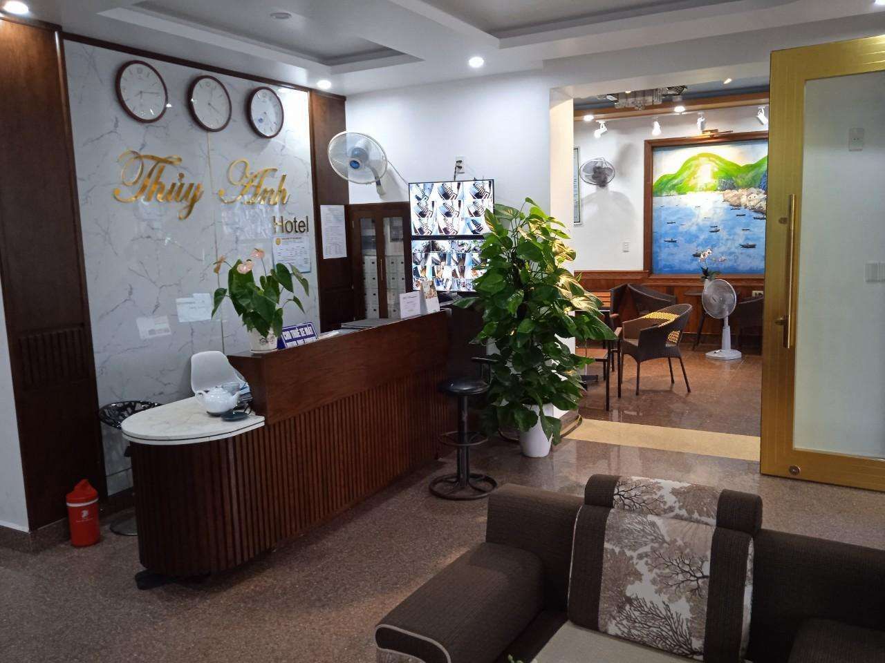 Thuỷ Anh Hotel in Cat Ba, Vietnam