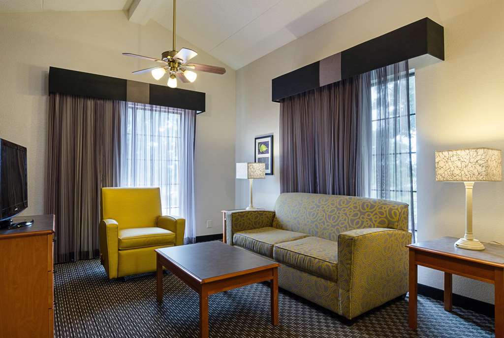 Travelodge by Wyndham Houston Cy Fair - photo 25