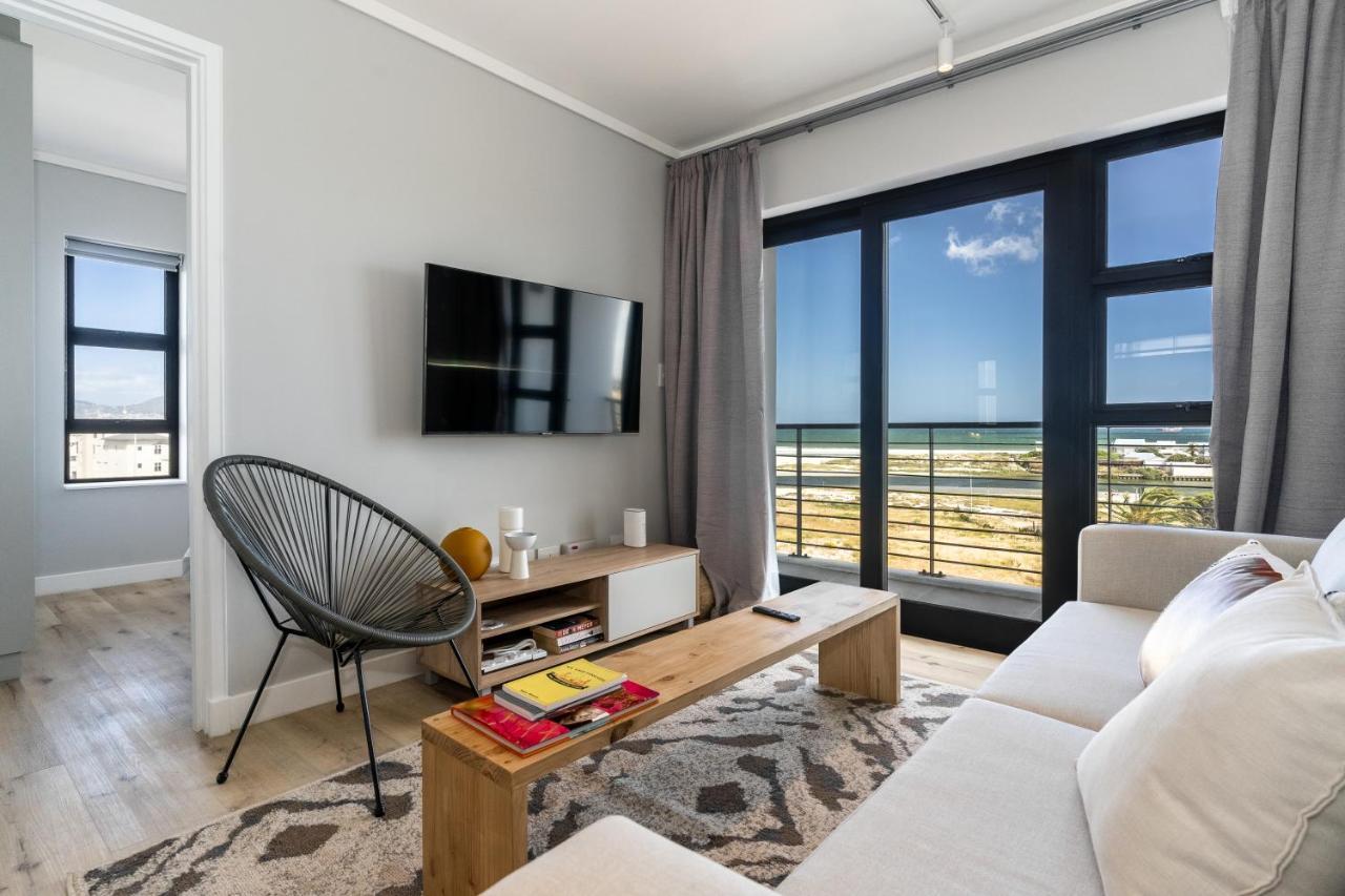 Burmeister 401 2 Bedroom Apartment across from Ocean Onsite Parking
