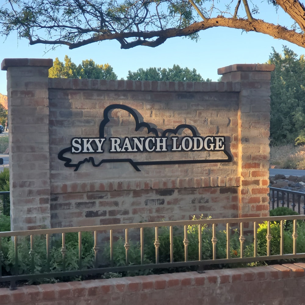 Sky Ranch Lodge - photo 72