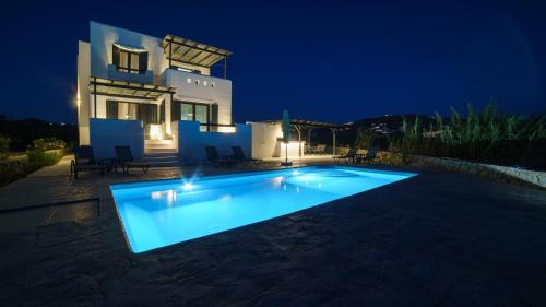 Plaka Divani - carbon neutral hotel in Unknown City
