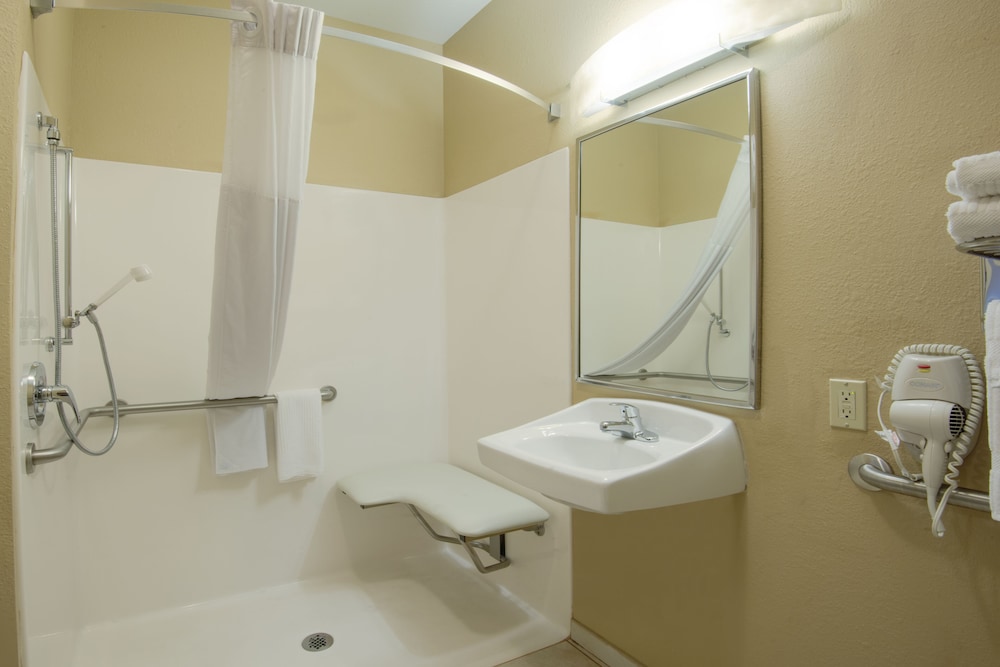 Candlewood Suites Sheridan by IHG - photo 25