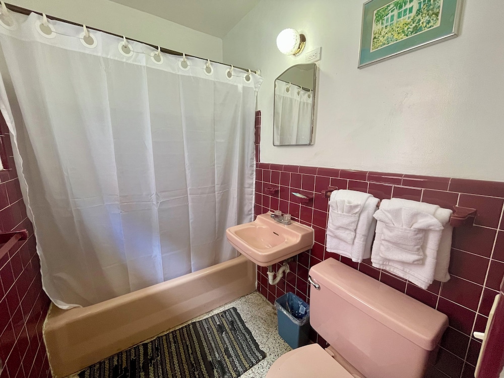Ocean Holiday Motel - photo 19