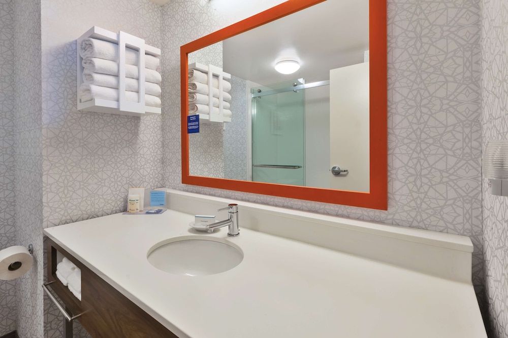 Hampton Inn Princeton - photo 16