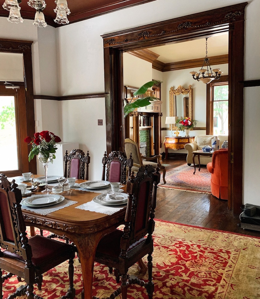 Laredo Mansion - photo 12
