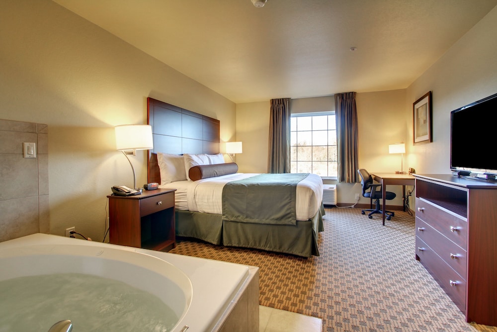 Cobblestone Hotel & Suites Charlestown IN - photo 17