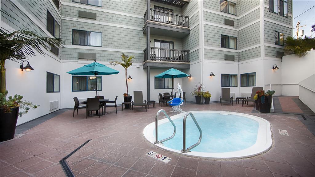 Best Western Plus All Suites Inn - photo 8