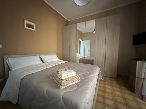 Sea Sunsets Apartments Falerna Lido Gizzeria Lido — 4-Star Luxury Hotel in Gizzeria, Italy