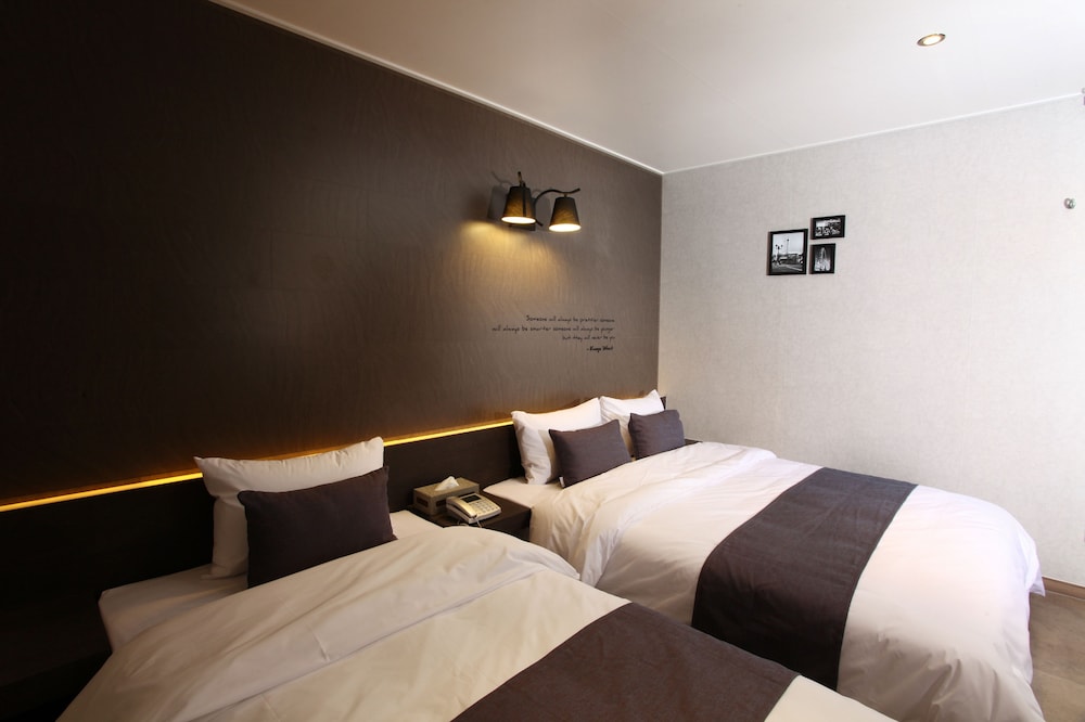 S& Hotel - carbon neutral hotel in Daejeon