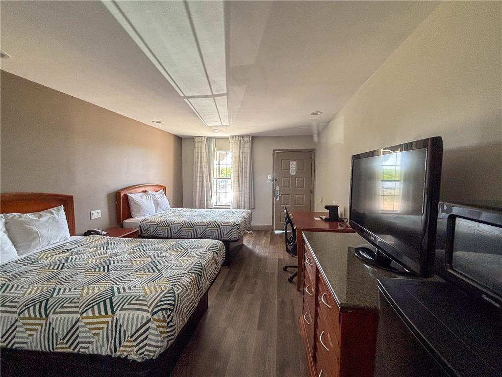 Spanish Trails Inn - photo 34