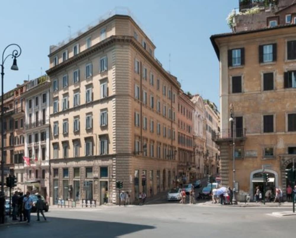 מראה חיצוני