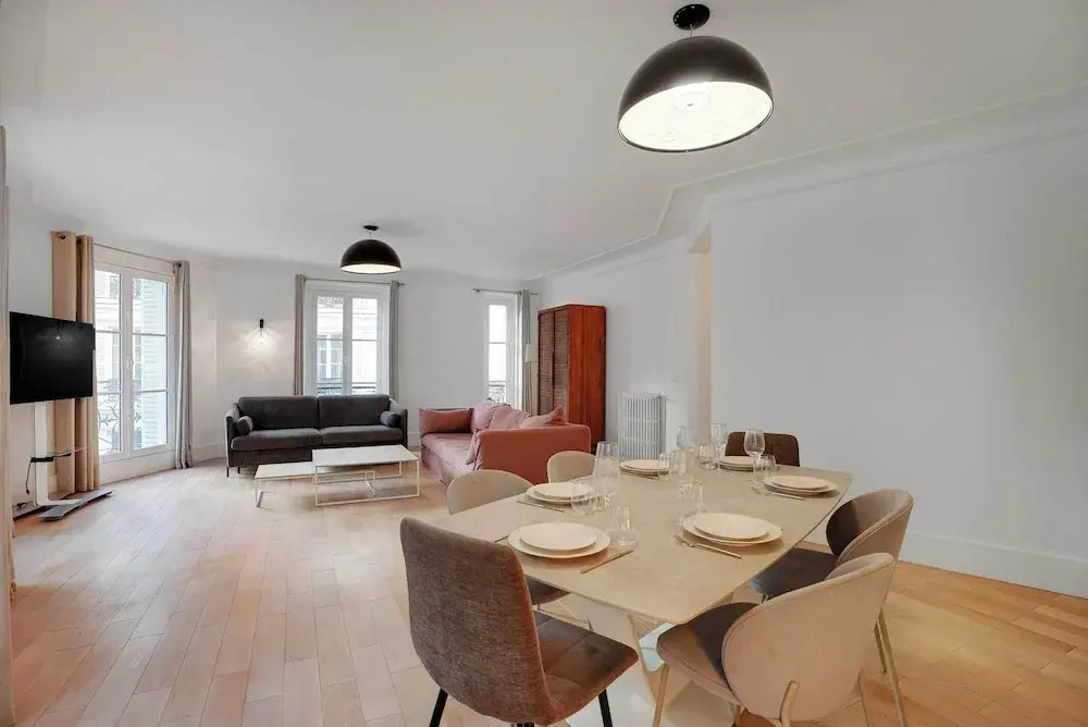 Le Saint André des Arts — 5-Star Luxury Hotel in Paris, France