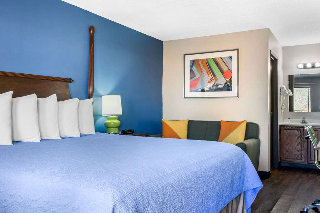 Rodeway Inn near Ft Huachuca - photo 10