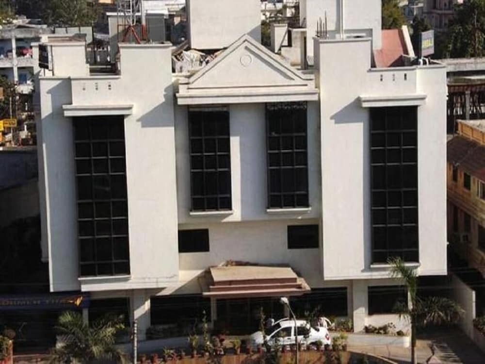 Hotel Ambaji International — Palanpur
