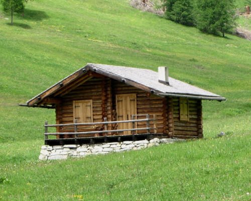 Haus Schuchter — 4-Star Luxury Hotel in Pfunds, Austria