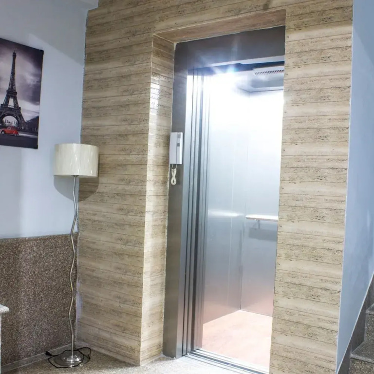 Parfait Street 2Bhk service apartment near Fortis