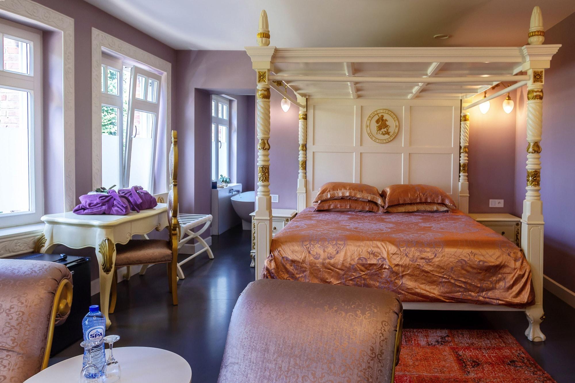 B&B Saint Georges — 4-Star Luxury Hotel in Brugge, Belgium