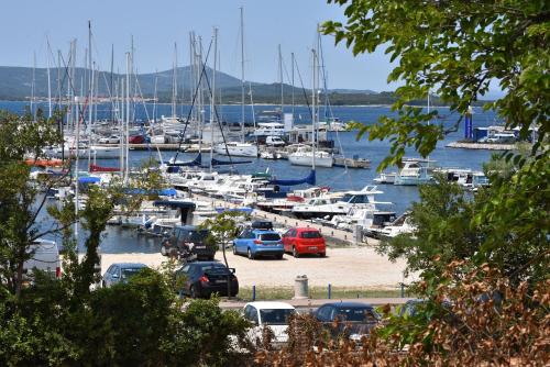 Luka Apartments — 4-Star Luxury Hotel in Biograd Na Moru, Croatia