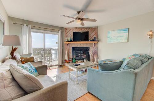 Ocean Dunes 1504 by Carolina Beach Realty — 4-Star Luxury Hotel in Kure Beach, United States