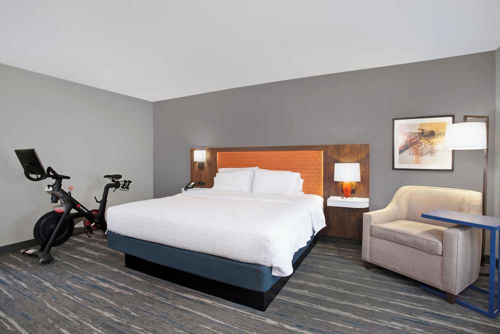 Hampton Inn & Suites Richmond IN - photo 16