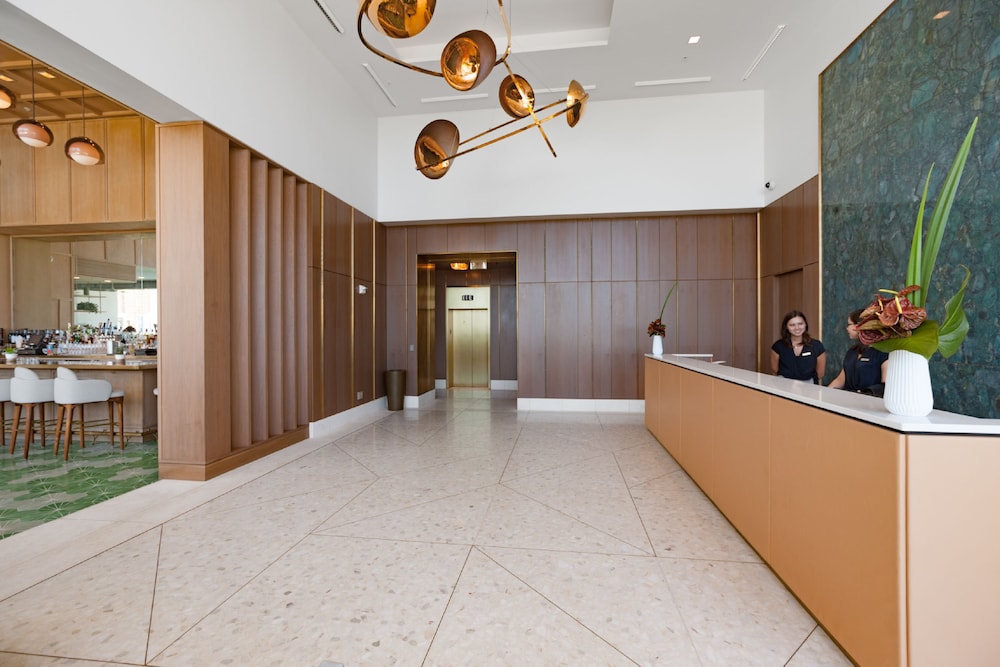 The Ritz Carlton Residences by Real Select Vacation — 5-Star Luxury Hotel in Honolulu, United States