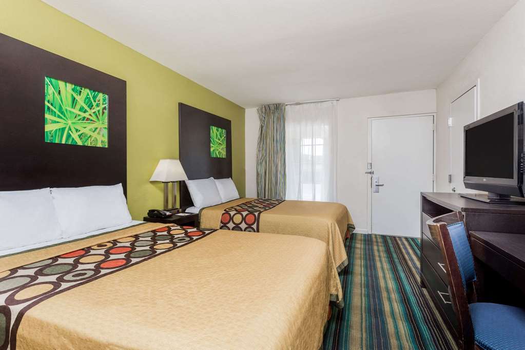 Super 8 by Wyndham Augusta - photo 9