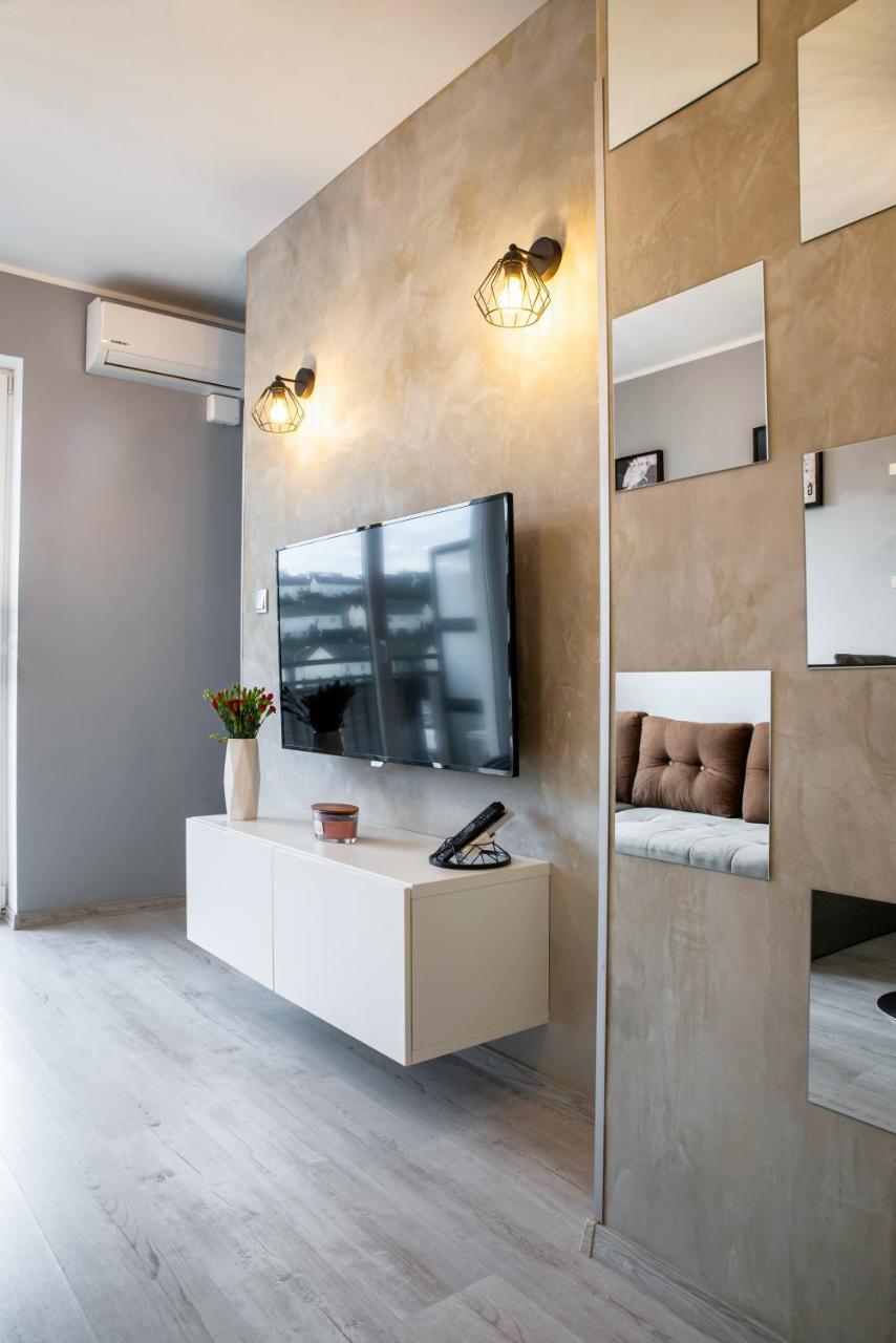 Apartament Nad Stawem — 4-Star Luxury Hotel in Gdansk, Poland