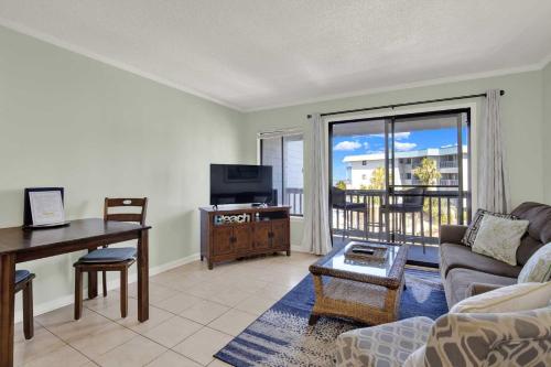 Savannah Beach & Racquet Club 217B in Tybee Island, United States