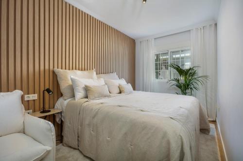 Stunning renovated Apt Golden BanA s RDR254 — 4-Star Luxury Hotel in Marbella, Spain